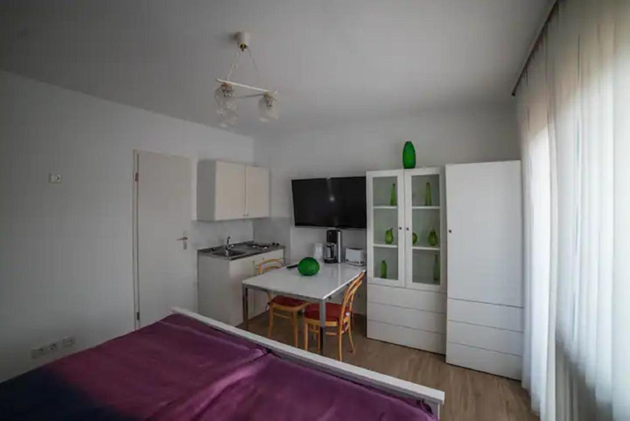 Ferienwohnung Am Waldrand Bad Driburg Bagian luar foto